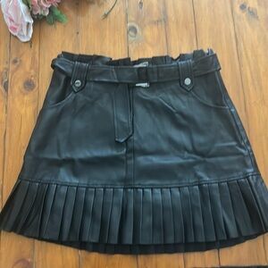 Brand new Zara pleated leather skirt